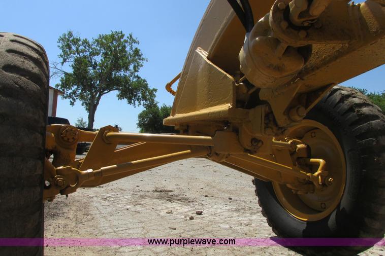 image for item I9602 1963 Allis Chalmers D rigid motor grader