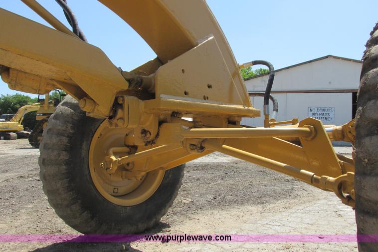 image for item I9602 1963 Allis Chalmers D rigid motor grader