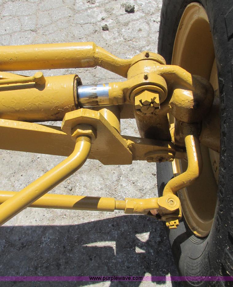 image for item I9602 1963 Allis Chalmers D rigid motor grader