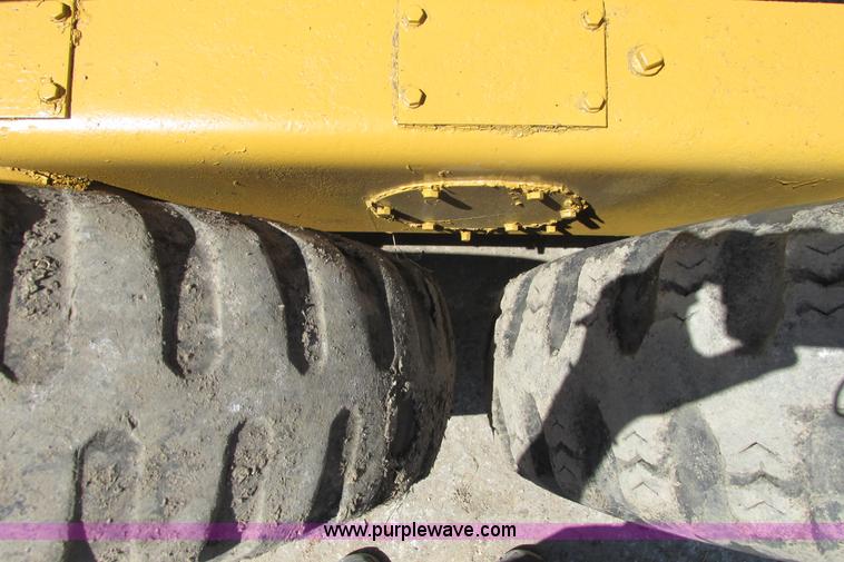 image for item I9602 1963 Allis Chalmers D rigid motor grader