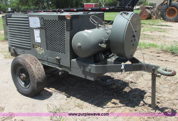 image for item I9604 1993 U.S. Air Force 7MC2A air compressor