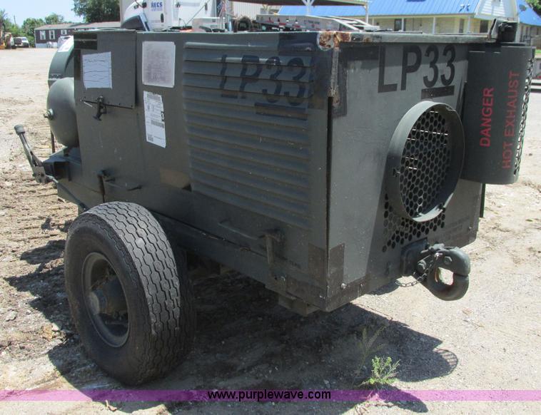 image for item I9604 1993 U.S. Air Force 7MC2A air compressor