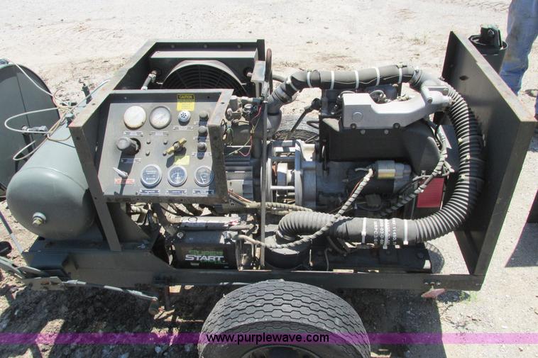 image for item I9604 1993 U.S. Air Force 7MC2A air compressor