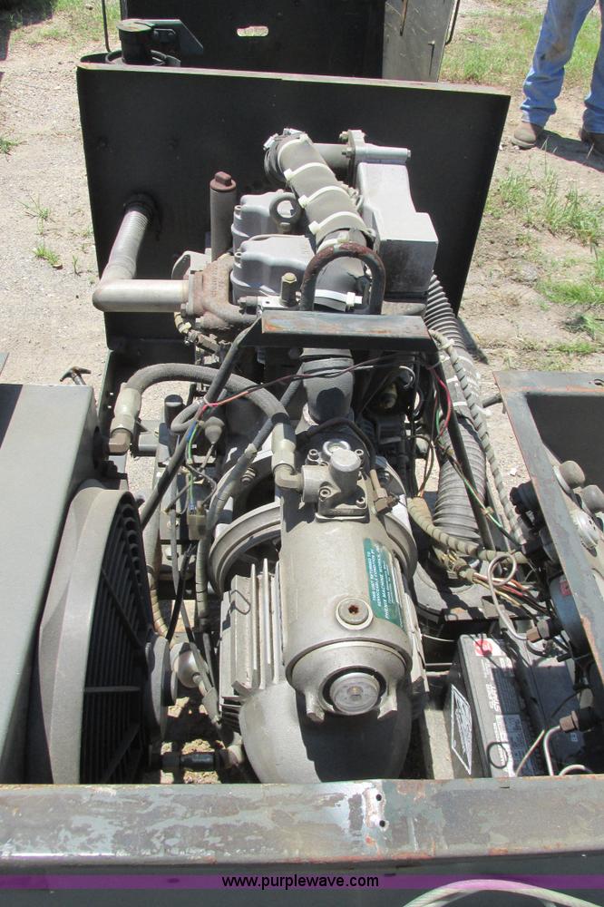image for item I9604 1993 U.S. Air Force 7MC2A air compressor