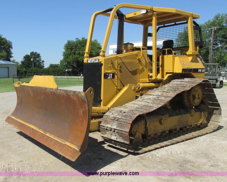 image for item I9607 1996 Caterpillar D4H LGP dozer