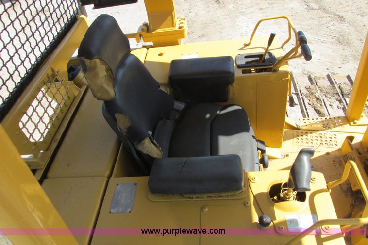 image for item I9607 1996 Caterpillar D4H LGP dozer
