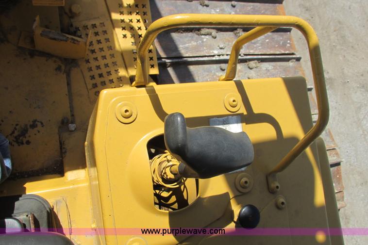 image for item I9607 1996 Caterpillar D4H LGP dozer