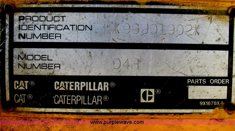 image for item I9607 1996 Caterpillar D4H LGP dozer