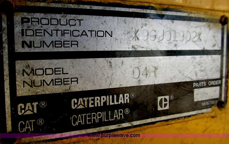 image for item I9607 1996 Caterpillar D4H LGP dozer