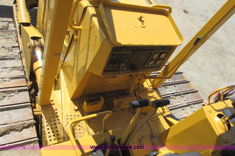 image for item I9607 1996 Caterpillar D4H LGP dozer
