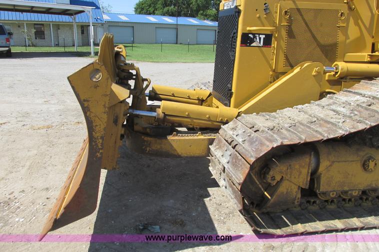 image for item I9607 1996 Caterpillar D4H LGP dozer