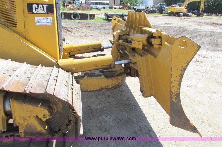 image for item I9607 1996 Caterpillar D4H LGP dozer