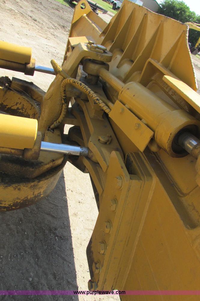 image for item I9607 1996 Caterpillar D4H LGP dozer