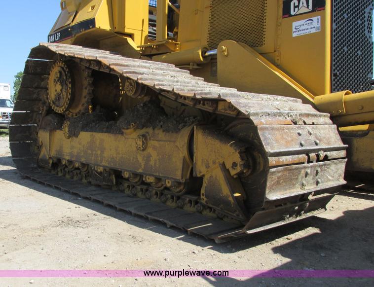 image for item I9607 1996 Caterpillar D4H LGP dozer