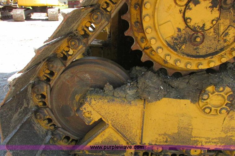 image for item I9607 1996 Caterpillar D4H LGP dozer