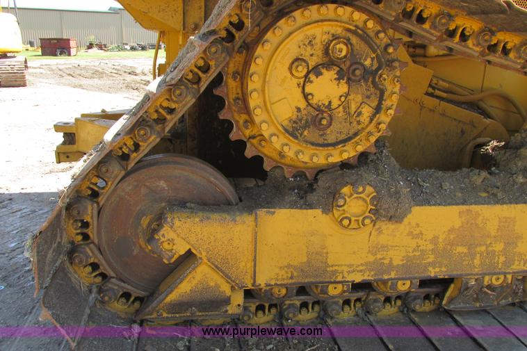 image for item I9607 1996 Caterpillar D4H LGP dozer