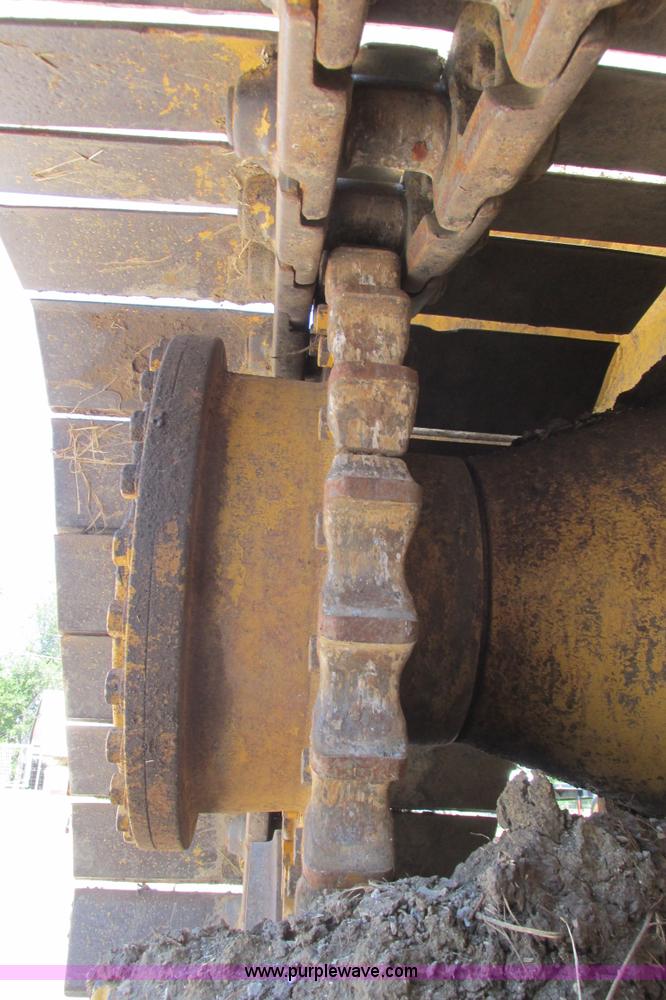 image for item I9607 1996 Caterpillar D4H LGP dozer