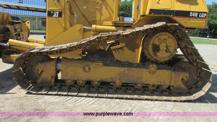 image for item I9607 1996 Caterpillar D4H LGP dozer
