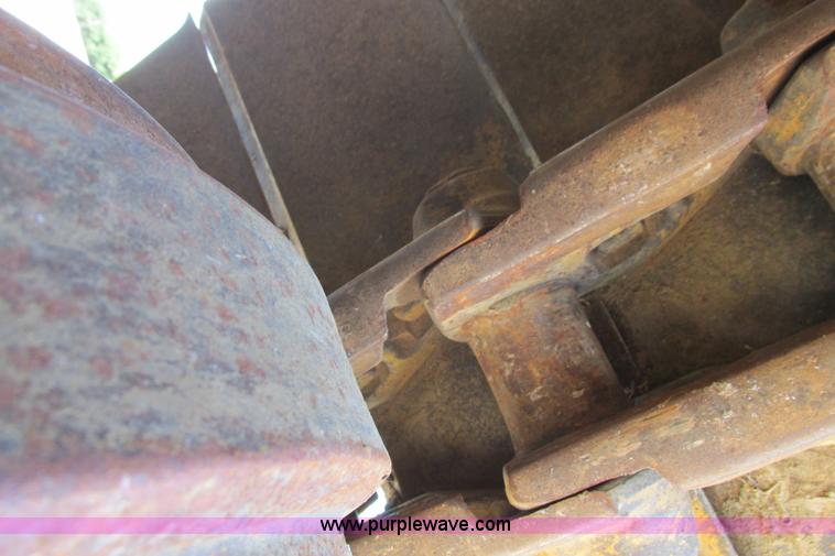 image for item I9607 1996 Caterpillar D4H LGP dozer