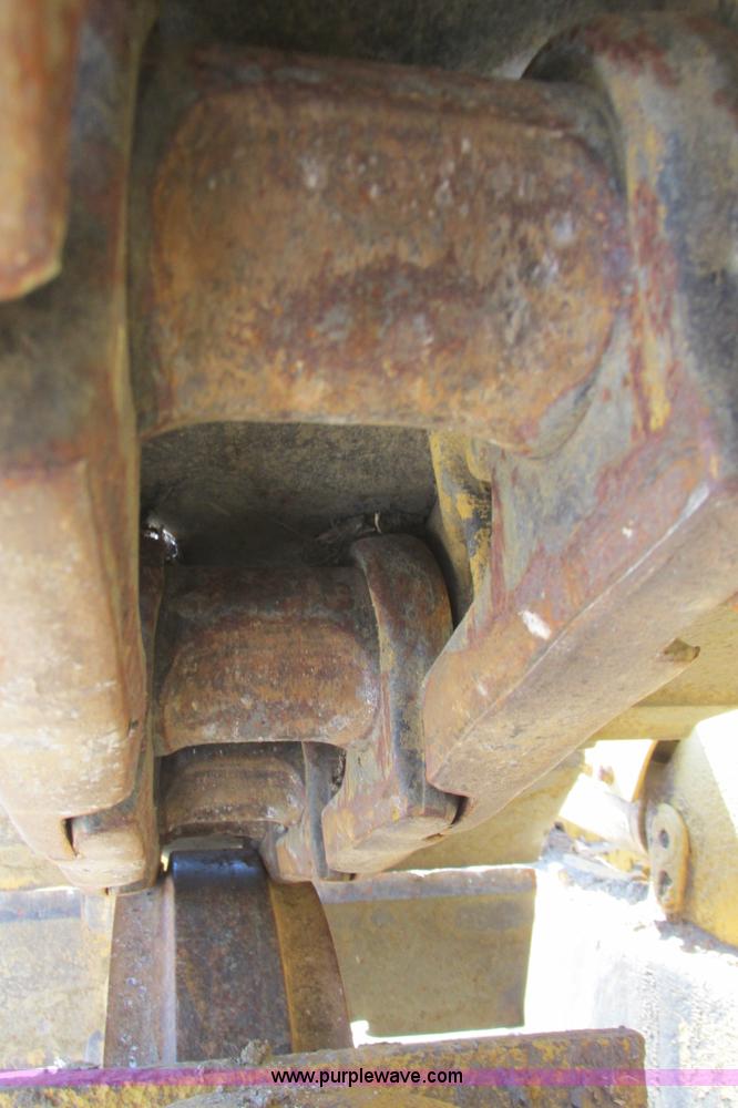 image for item I9607 1996 Caterpillar D4H LGP dozer