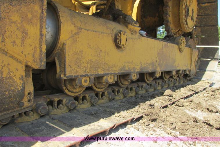 image for item I9607 1996 Caterpillar D4H LGP dozer