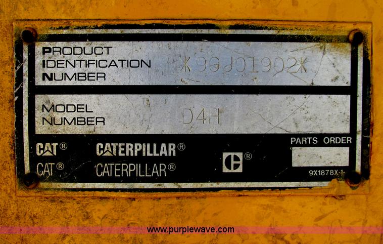 image for item I9607 1996 Caterpillar D4H LGP dozer
