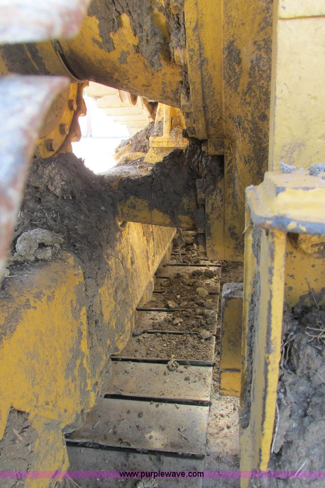 image for item I9607 1996 Caterpillar D4H LGP dozer