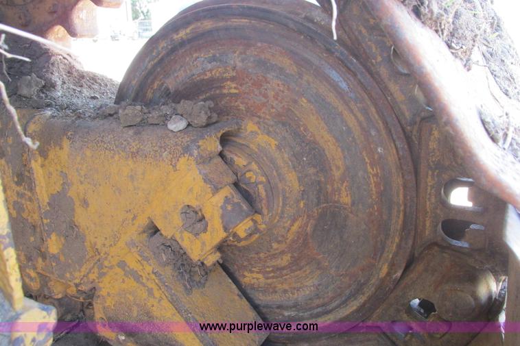 image for item I9607 1996 Caterpillar D4H LGP dozer