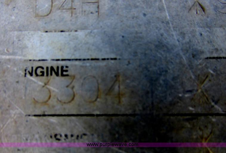 image for item I9607 1996 Caterpillar D4H LGP dozer