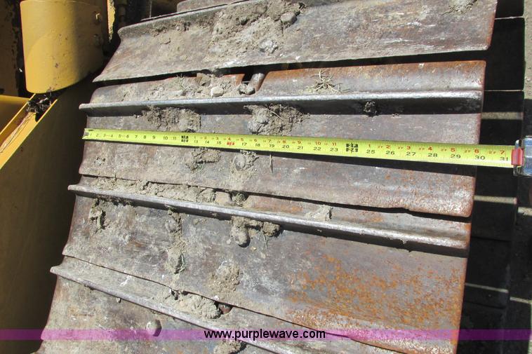 image for item I9607 1996 Caterpillar D4H LGP dozer