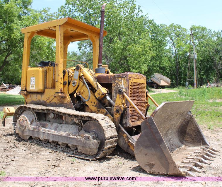 image for item J1021 1974 Caterpillar 941B track loader