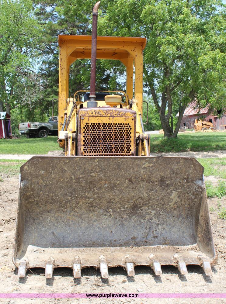 image for item J1021 1974 Caterpillar 941B track loader