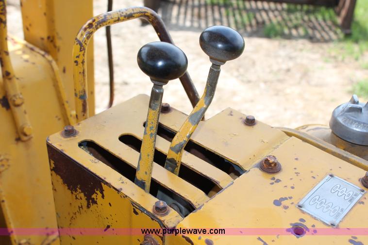 image for item J1021 1974 Caterpillar 941B track loader