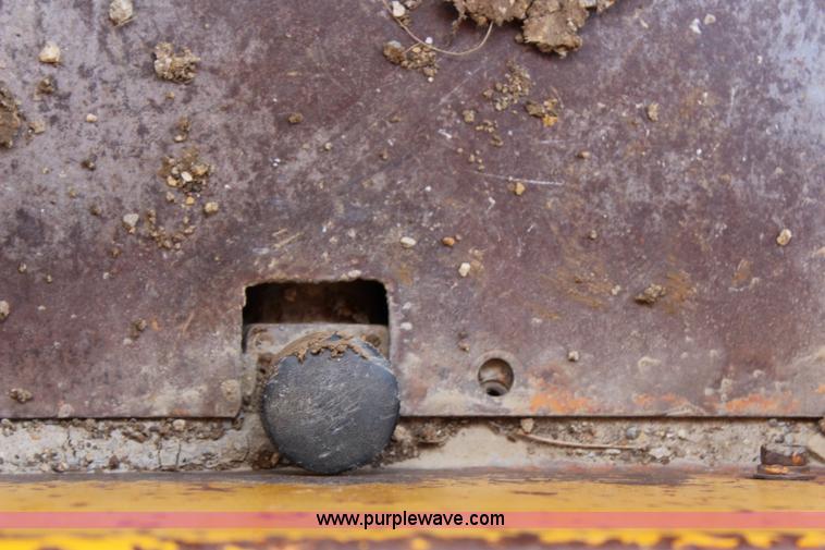 image for item J1021 1974 Caterpillar 941B track loader