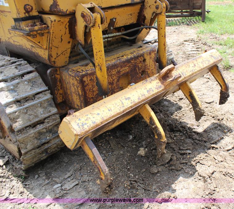 image for item J1021 1974 Caterpillar 941B track loader