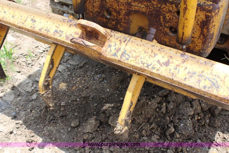 image for item J1021 1974 Caterpillar 941B track loader