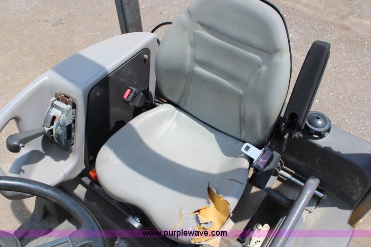 image for item J1069 2007 Volvo DD29 vibratory asphalt roller