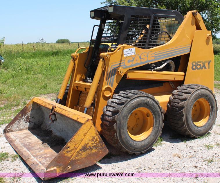 image for item J1105 1998 Case 85XT skid steer