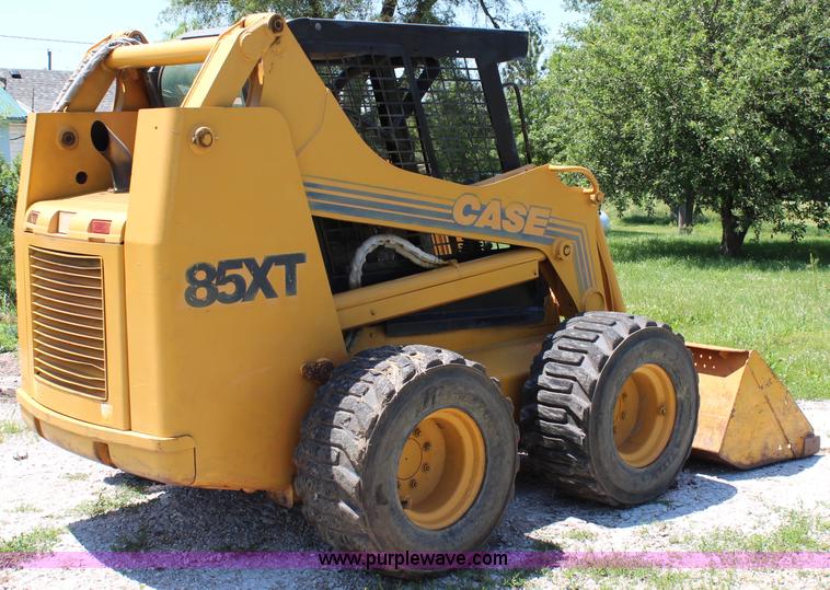 image for item J1105 1998 Case 85XT skid steer