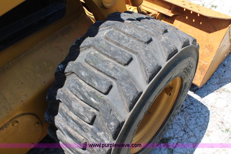 image for item J1105 1998 Case 85XT skid steer