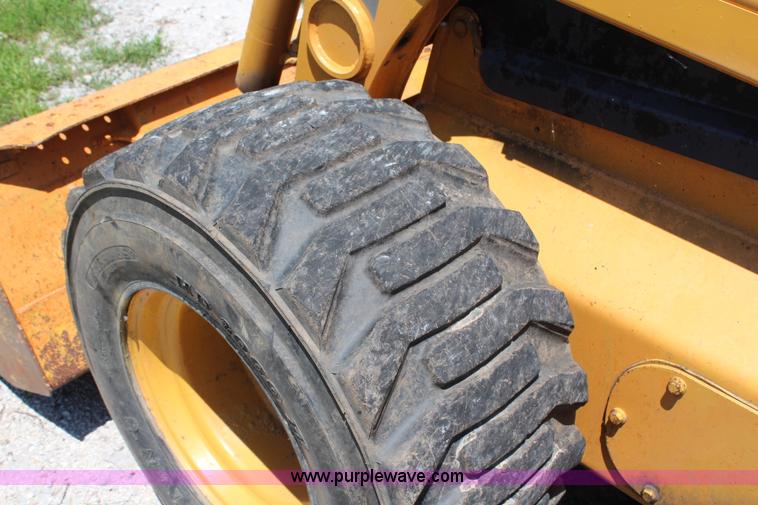 image for item J1105 1998 Case 85XT skid steer
