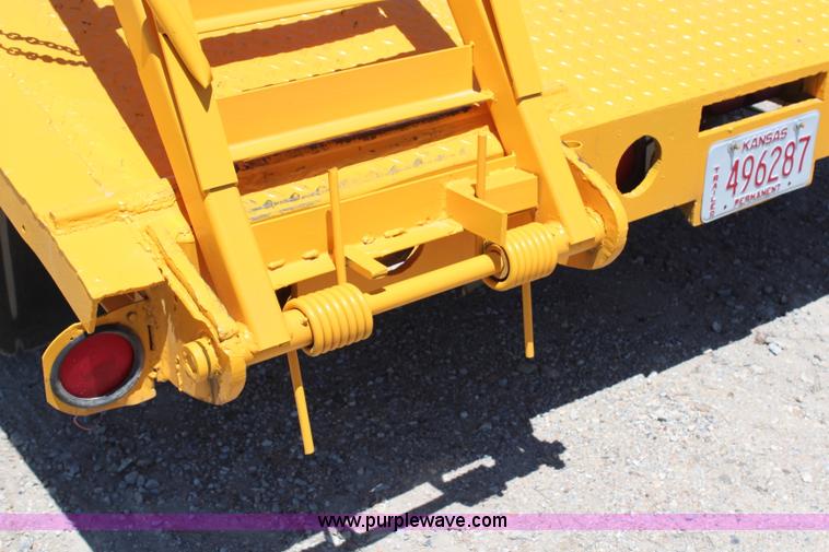 image for item J1111 1982 Luttig lowboy trailer