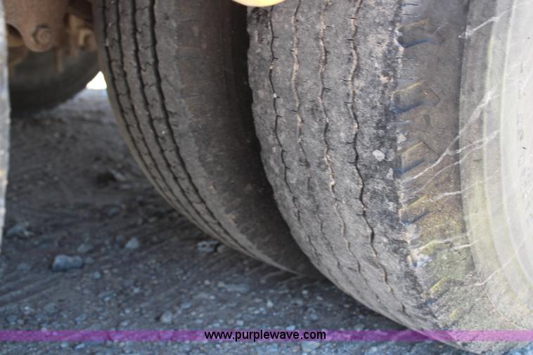 image for item J1111 1982 Luttig lowboy trailer