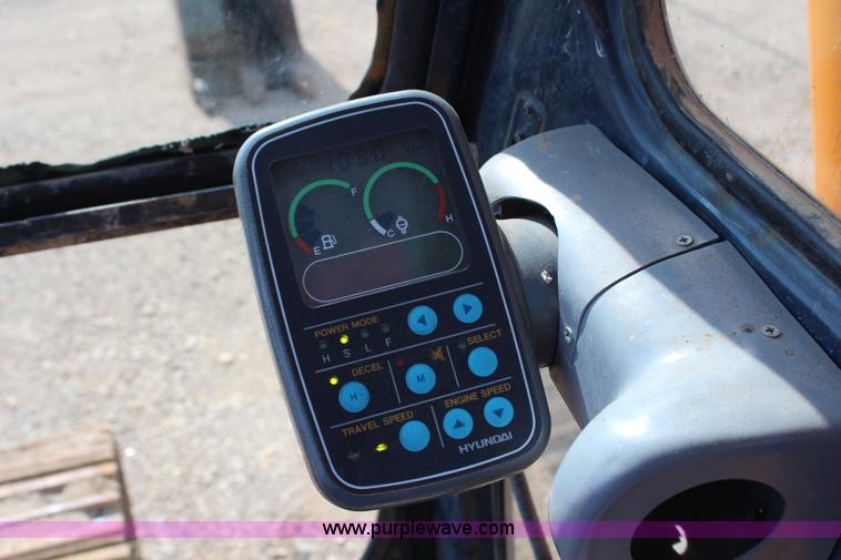 image for item J2184 1995 Hyundai Robex 290LC-3 excavator