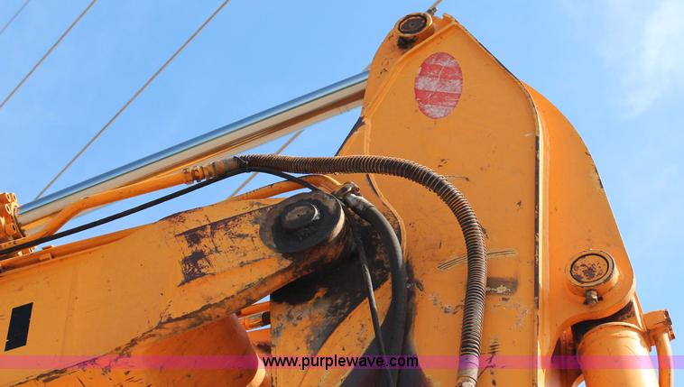 image for item J2184 1995 Hyundai Robex 290LC-3 excavator