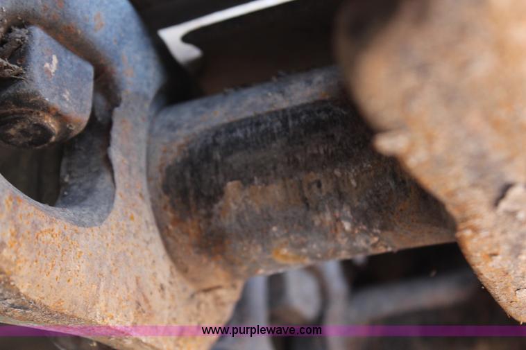 image for item J2184 1995 Hyundai Robex 290LC-3 excavator