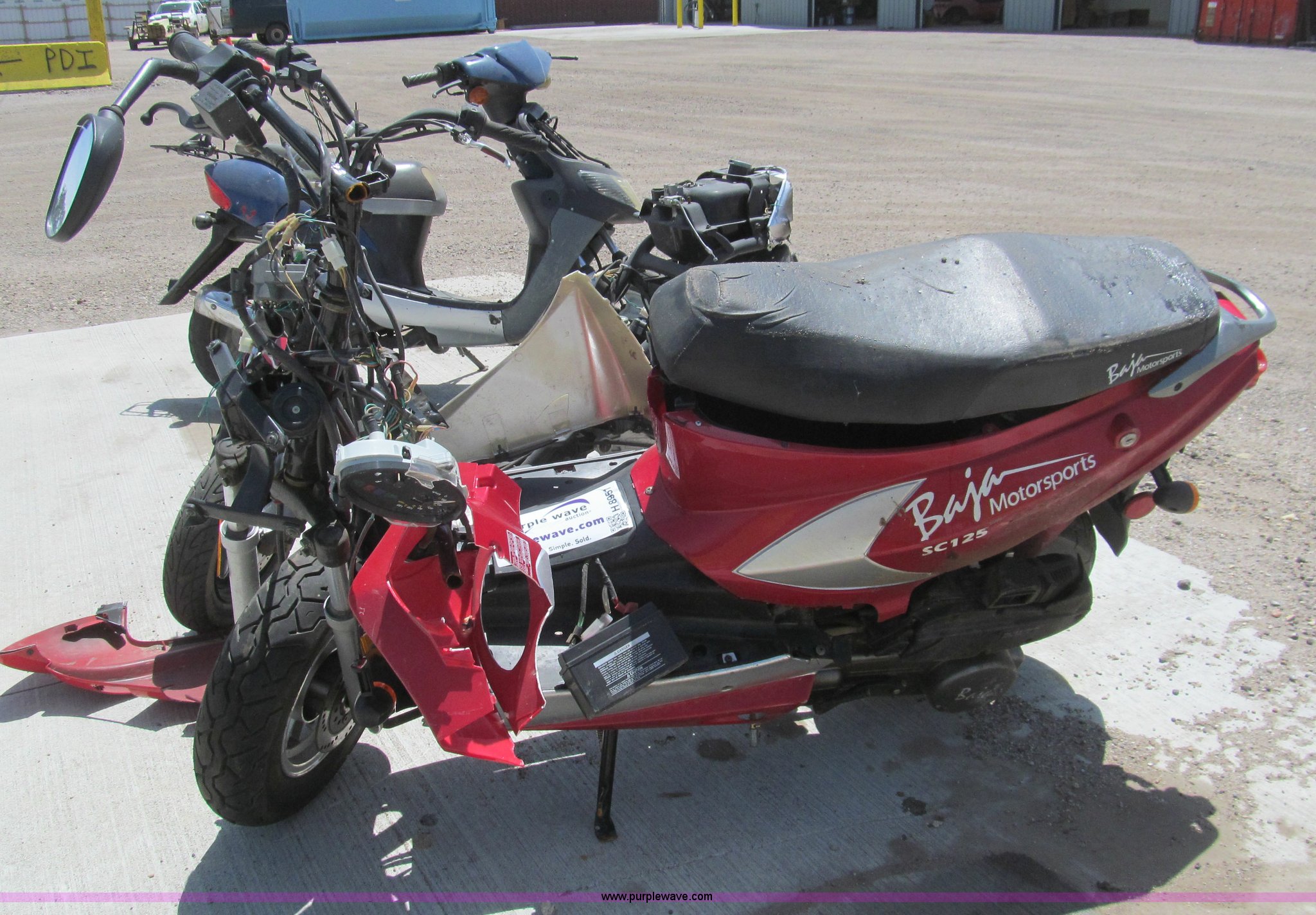 2006 Baja SC125 scooter in Wichita, KS Item H8951 sold Purple Wave