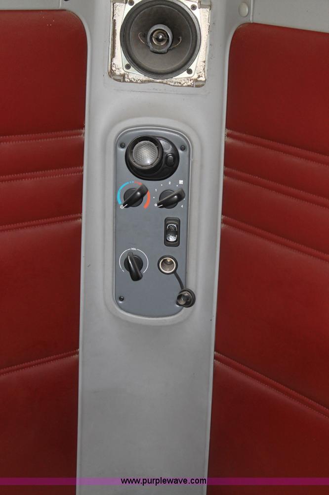 image for item C3897 2003 Freightliner Century Class ST120 semi truck