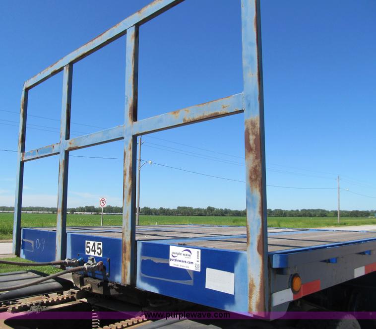 image for item E4908 2005 Cherokee 8553 drop deck trailer