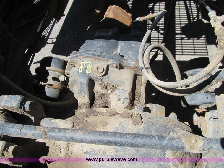 image for item E4909 1993 Mack CH613 semi truck